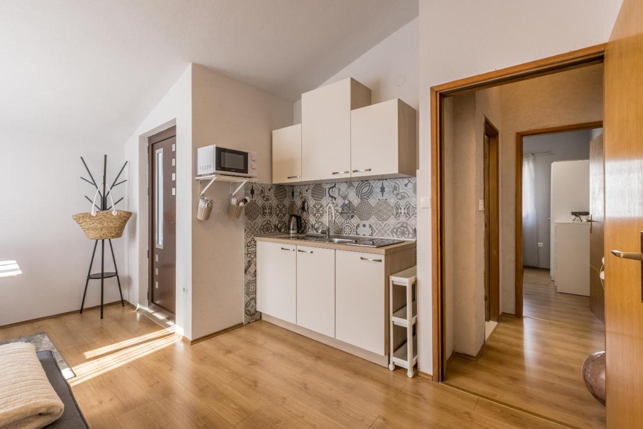 Apartment Lamaro Kaštela Esterno foto