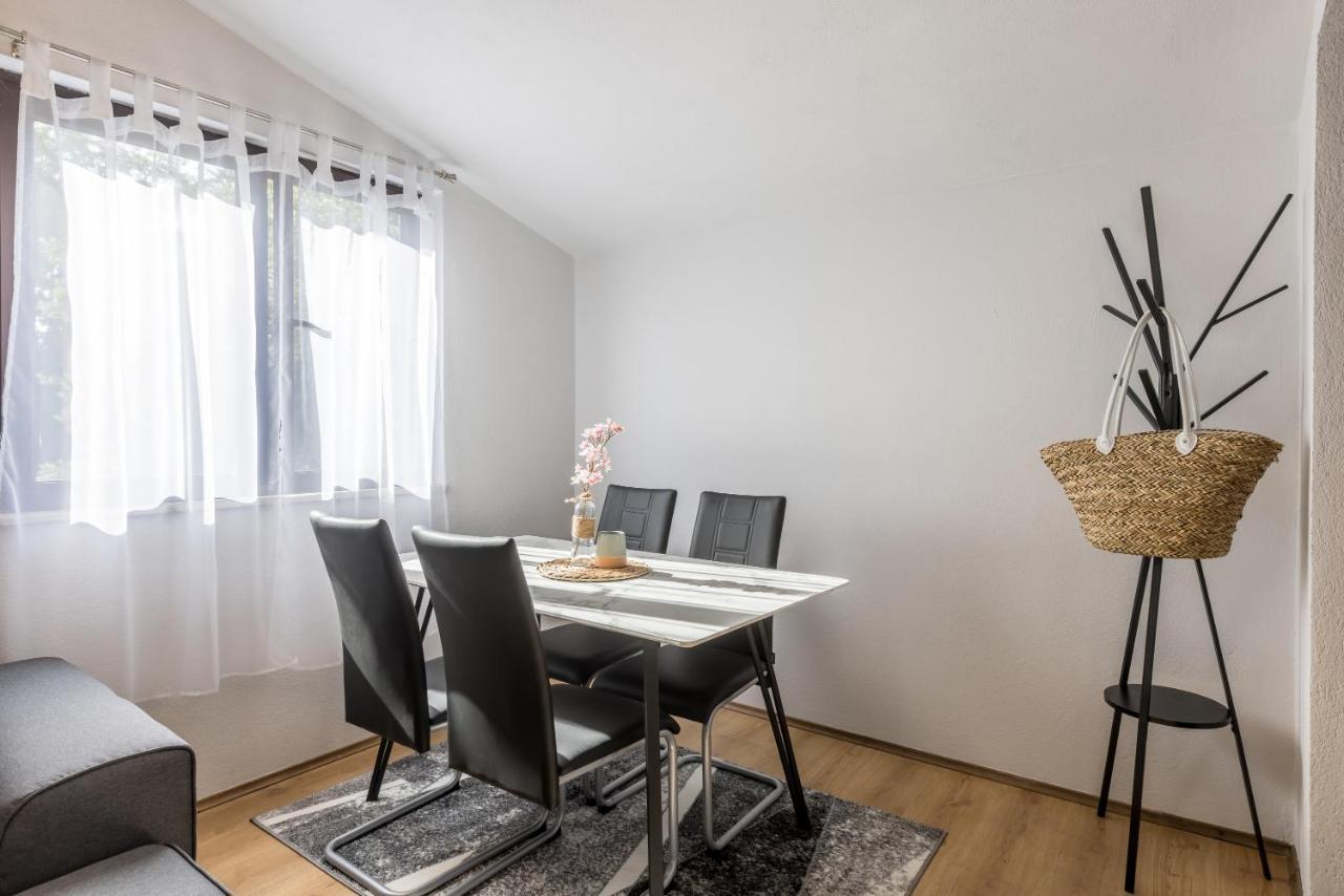 Apartment Lamaro Kaštela Esterno foto