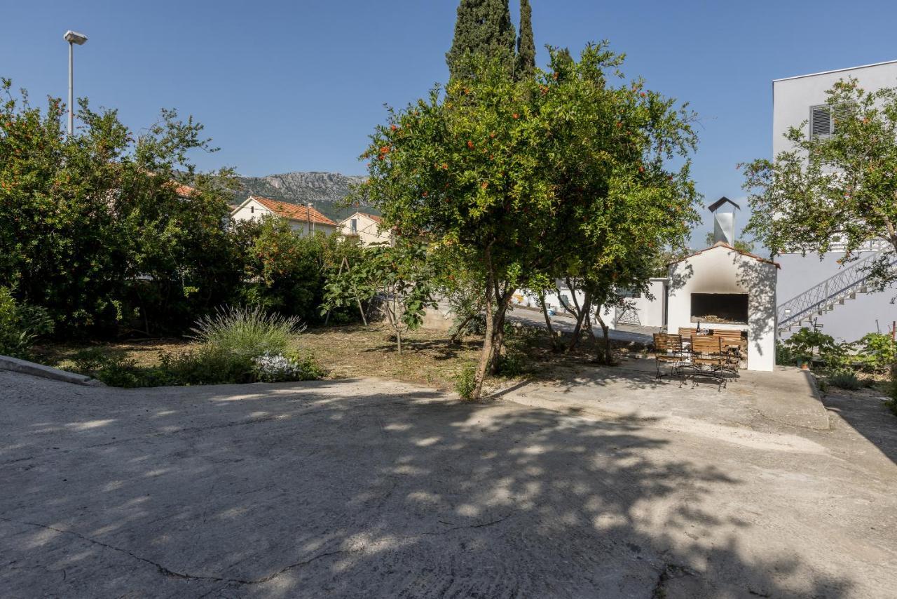 Apartment Lamaro Kaštela Esterno foto